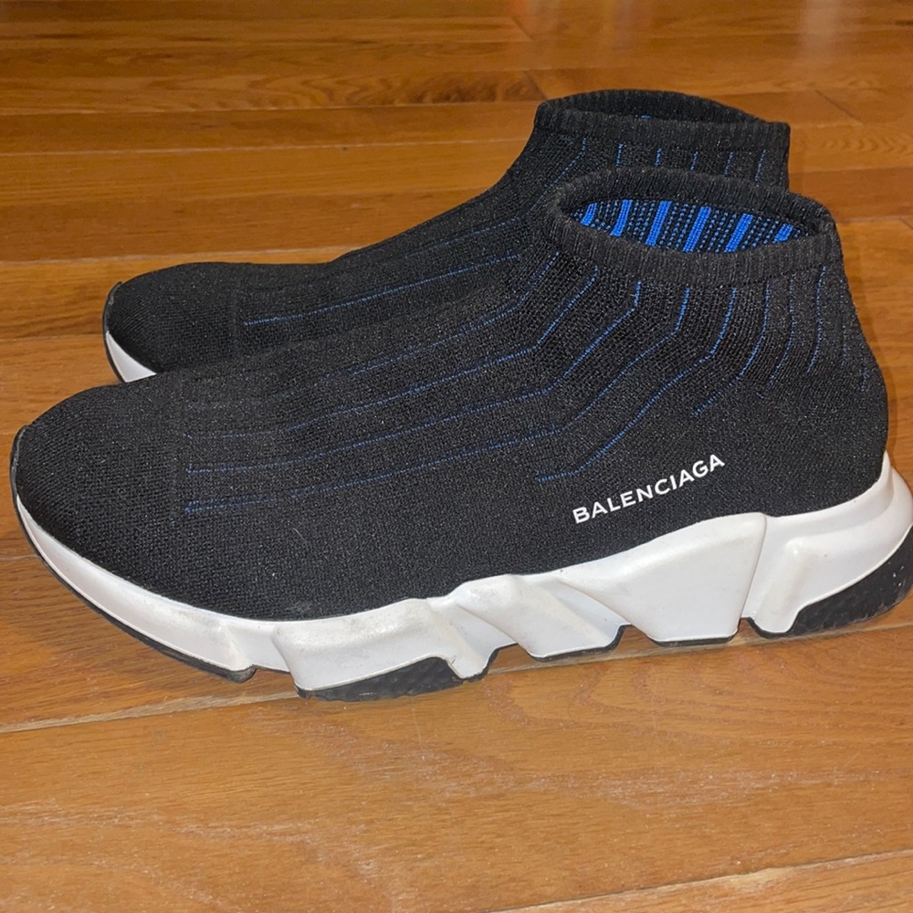 Balenciaga speed trainer used but in great condition